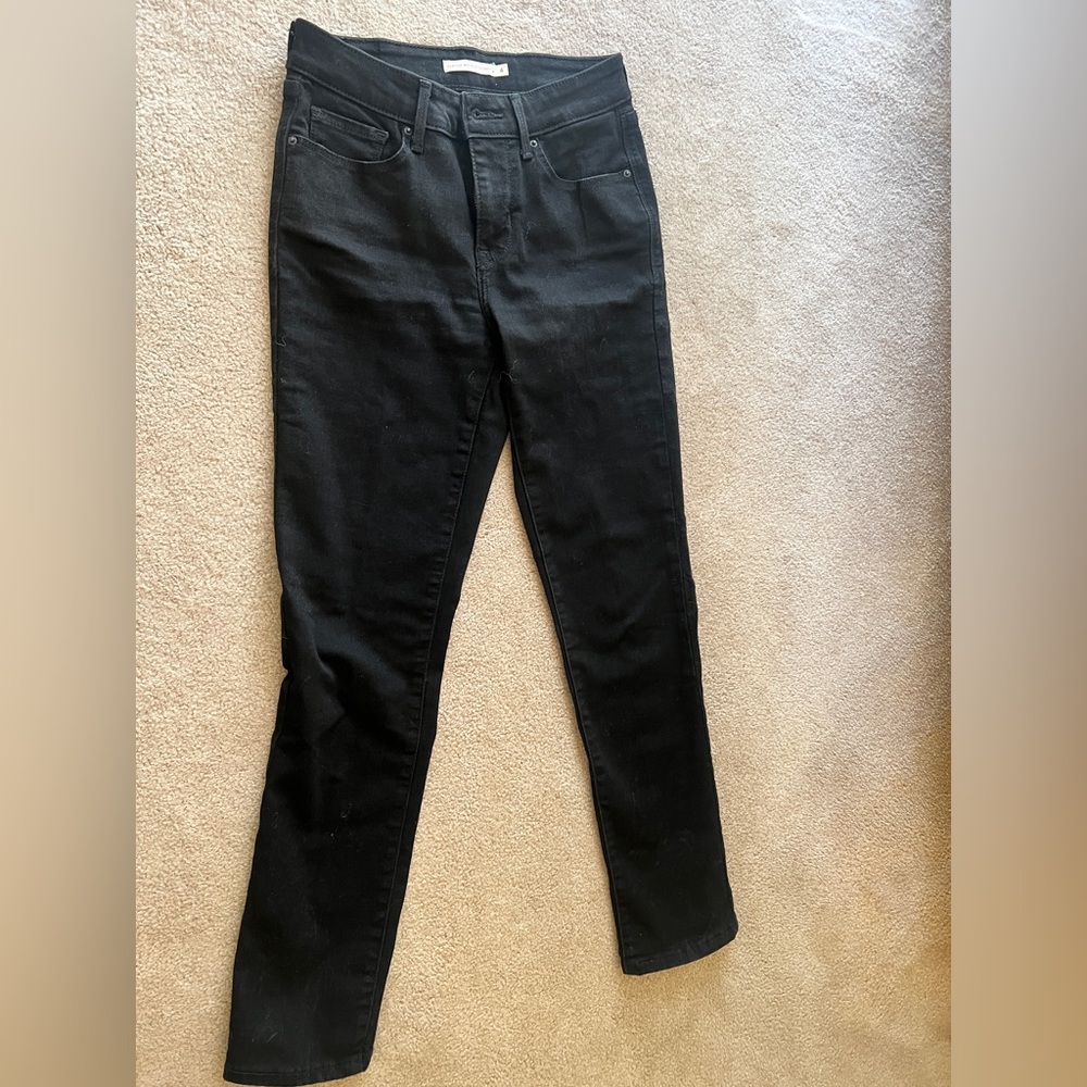 Levi Black Jeans Classic mid rise skinny size 4